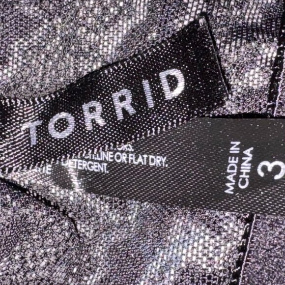 Torrid Bralette Black with Soft Rose Petals Print Stretch Lace Mesh Plus Size 3X - Picture 7 of 10